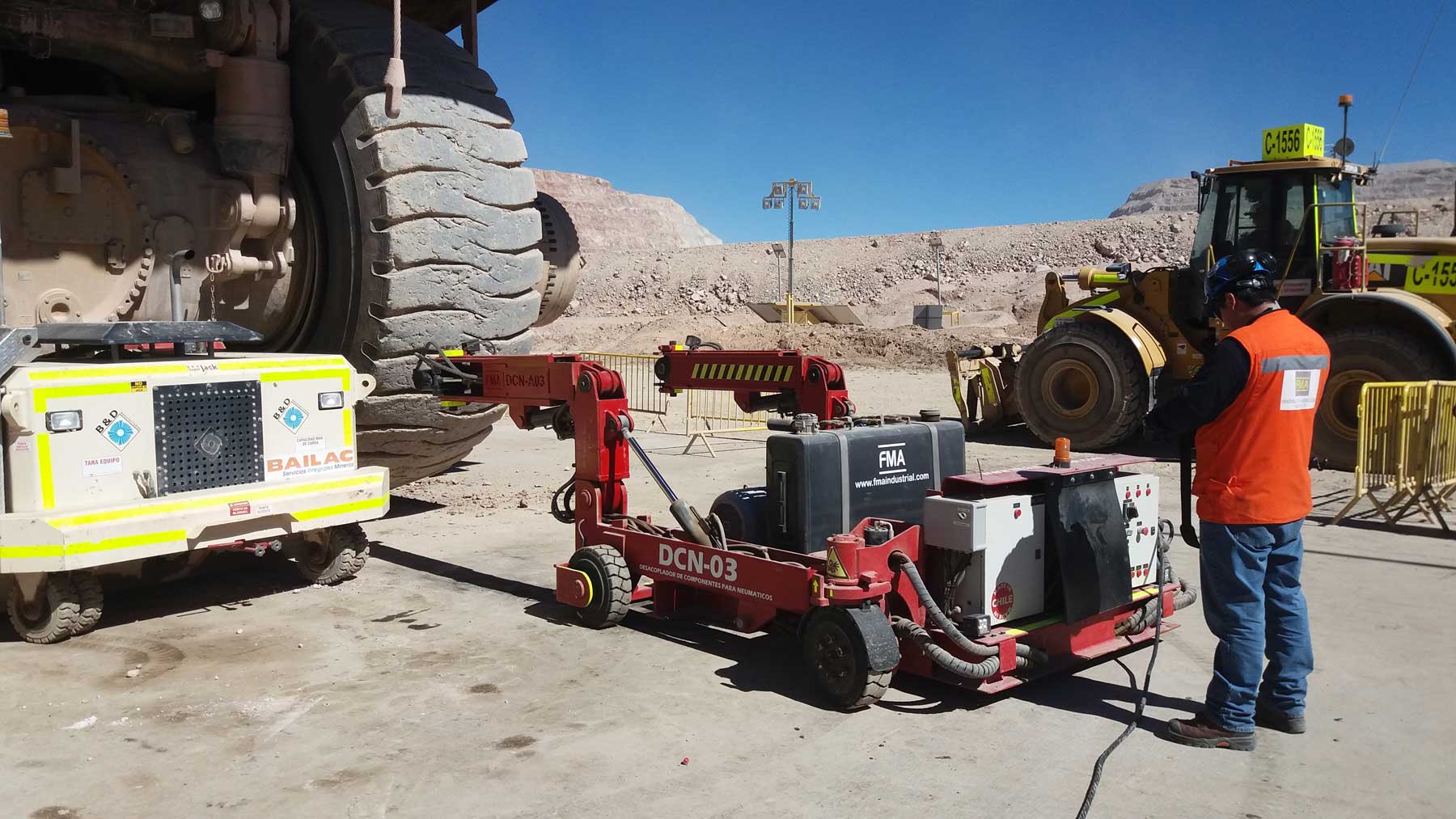 OTR Tire Ring Remover for Escondida (BHP)
