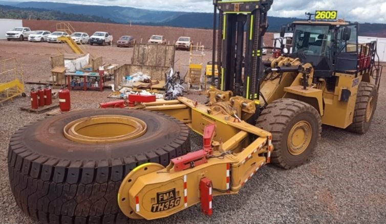 TH35G Tire Handler supplied to Carajas mining company in Brazil