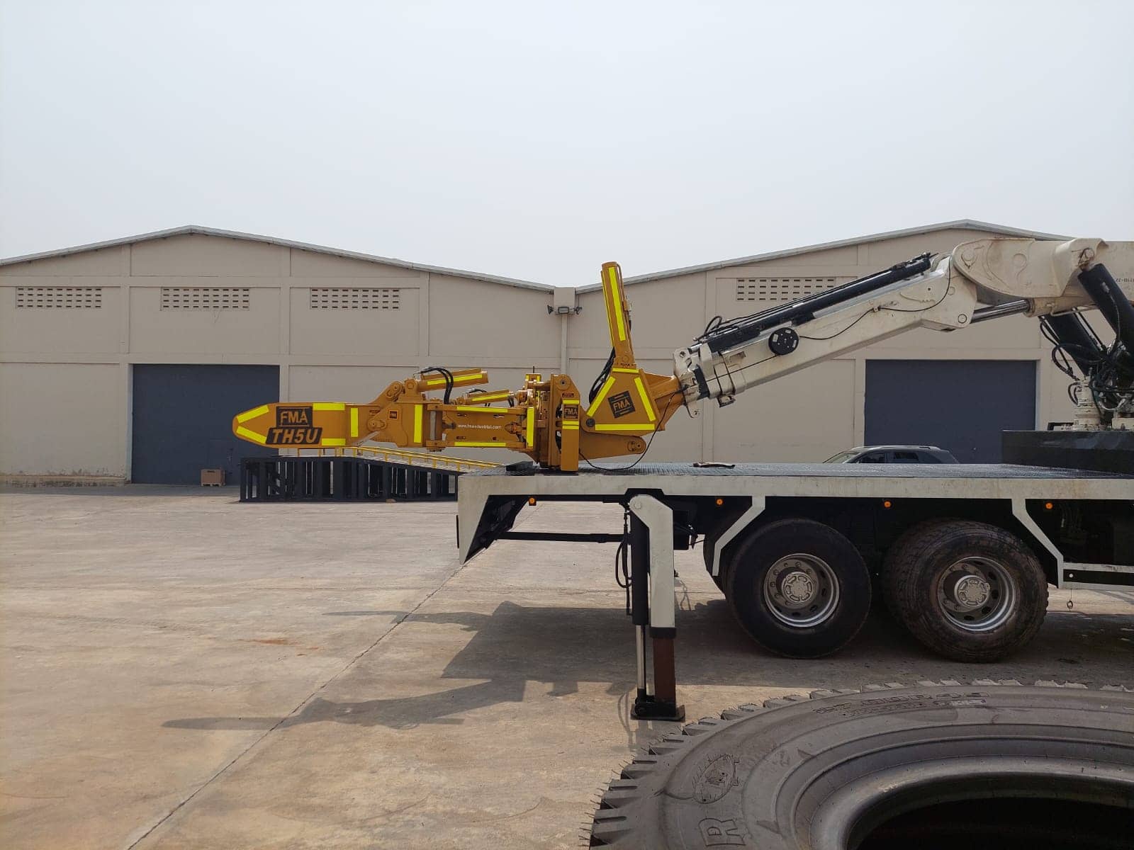 Start up of two Tire Handler FMA TH13C and TH5U in Ghana