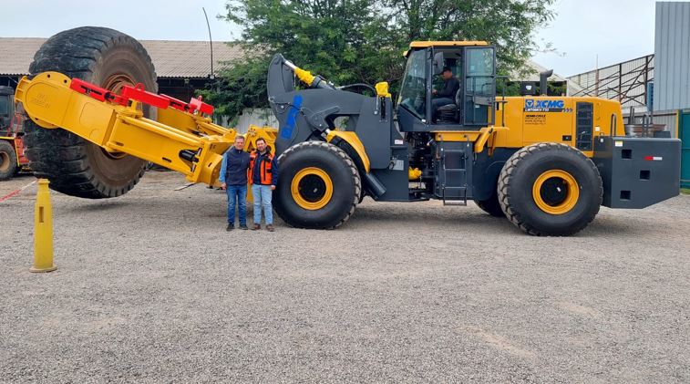 Supply of one FMA Tire Handler TH35C-2 to Bailac San